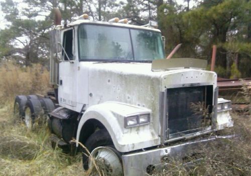 1989 Volvo White Tractor Truck