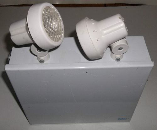 BEGHELLI Emergency Lighting Units Dual Diagnostic LEDs Model NV6100/2SR9W