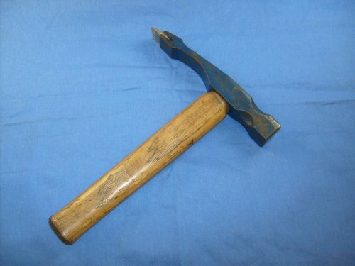 Bricklayer&#039;s  / mason&#039;s scutch hammer, 1 lb weight, new blade for sale