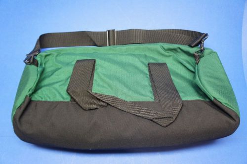 Fleming Oxygen Bag Green Clamshell Zipper 21 in x 8.5 in x 8.5 in