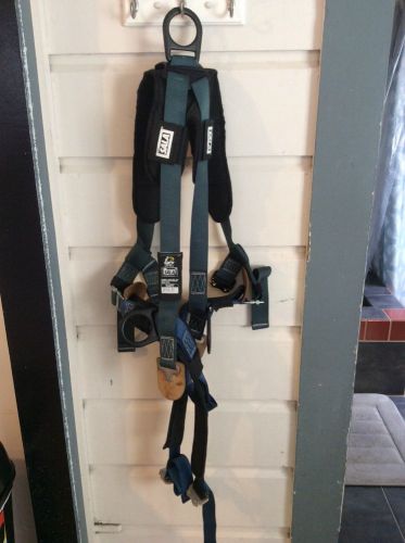 DBI-SALA exo fit harness Medium