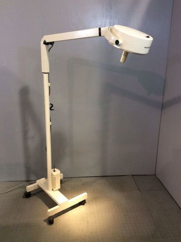 Welch-Allyn LS200 Procedure Light w/Mobile Stand