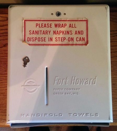 Vintage Fort Howard Paper Company Handifold Towel Towel dispenser