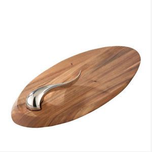 Swoop Cheese Board with Knife Designed by Aaron Johnson
