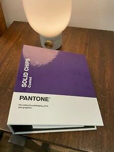 Pantone solid coated book 2019 pantone book pantone solid chips PMS color 