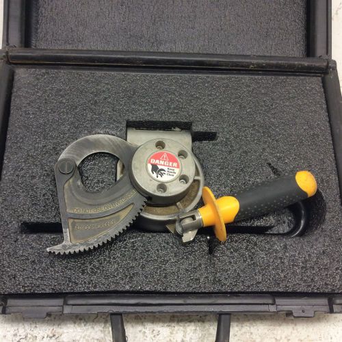 (1) USED IDEAL 35-078 PowerBlade Cable Cutter