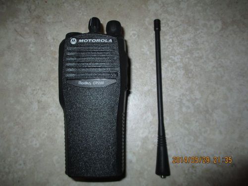 Motorola CP200 VHF RADIO 16 CH PORTABLE RADIO WITH BATTERY,