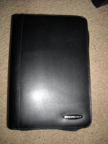 Black classic day runner organizer/planner/binder with calculator !!! for sale