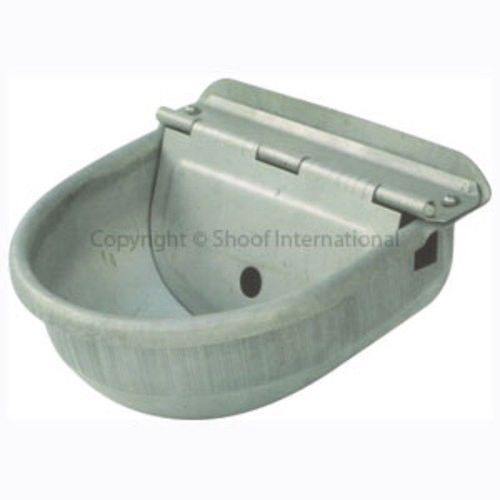 Brand new Farmhand Stainless Steel Water Bowl 4L Sloping Bow To The Front Bottom