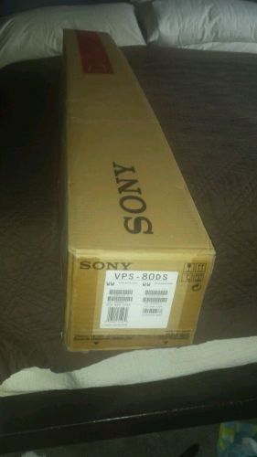 Sony VPS-80DS 80&#034; 16:9 Projector Screen