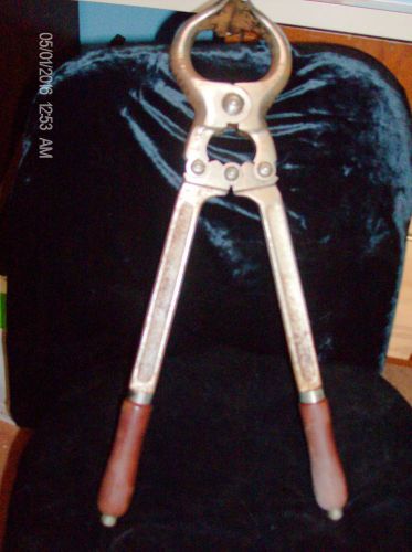 BURDIZZO 20 inch castration tool made in Italy marked BAL*ZAC