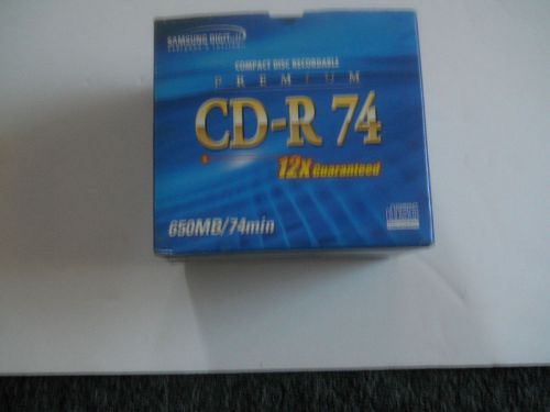 Samsung compact disc recordable (CD-R 74S) SILVER (12X) GUARANTEED) 9 pack