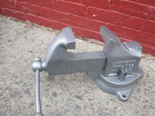 STARRETT ATHOL 924 SWIVEL BENCH VISE