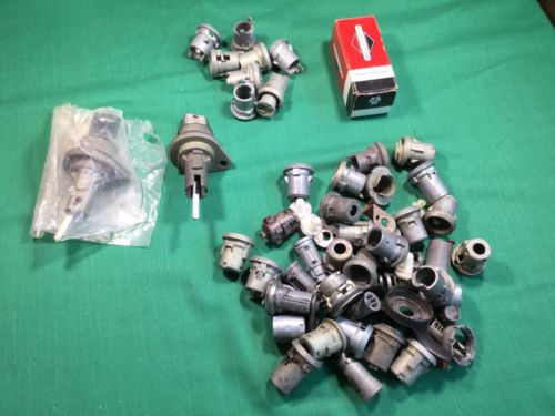 Mixed Lot of Automotive Locksmith Trunk Locks - GM &amp; Ford