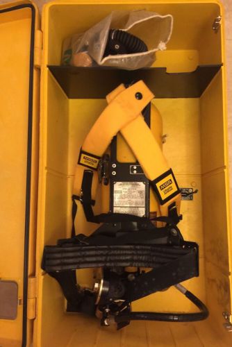 MSA Ultralite 30 Min Self Contained Breathing Apparatus Kit w/Encon Wall Cabinet