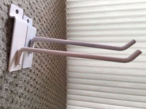 NEW Lot of 96 - 6&#034; White SlatWall Hooks for Slatwall  Free Shipping