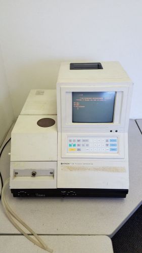 Hitachi F-2000 Fluorescence Spectrophotometer