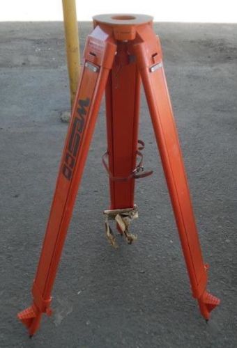 CHICAGO STEEL TAPE COMPANY WESCO SURVEY ALUMINUM TRIPOD IN GREAT CONDITION