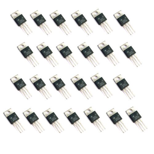 Lot of 25 voltage regulators model mc 7905ct for sale