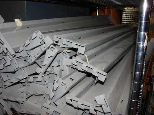 Lyon bulk storage rack load beams 60&#034;  62160 2600 lb cap 14 gauge for sale