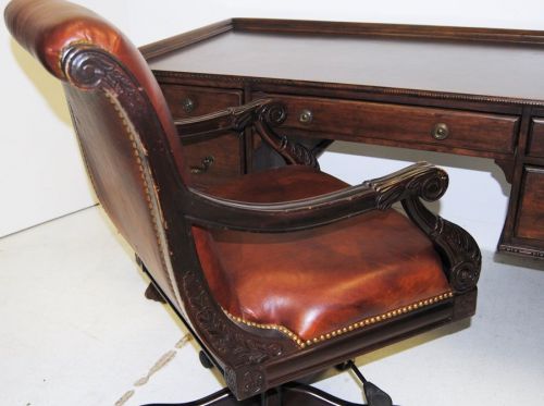 Elegant Leather Office Chair