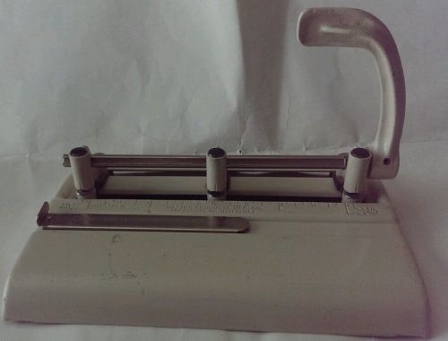 Vintage Made in the USA Master Products Adjustable Heavy Duty 3-Hole Punch WORKS