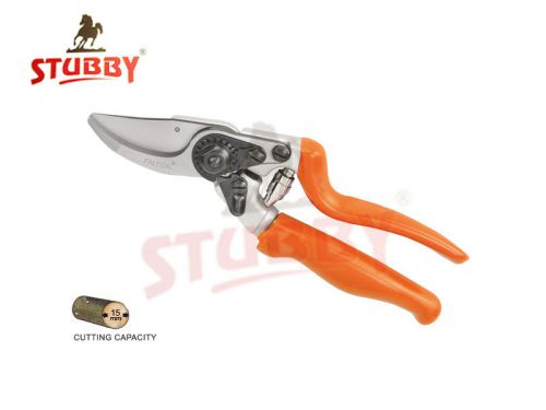 Lot of 2 pruning secateur revocut 225 mm with operated safty lock for sale