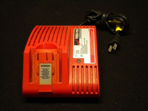 Milwaukee Power Plus 48-59-0231 Battery Charger  12-14.4 Volt  used FULLY TESTED