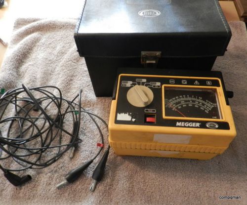 BIDDLE MEGGER 212159: HAND CRANK ANALOG INSULATION AND CONTINUIT TESTER