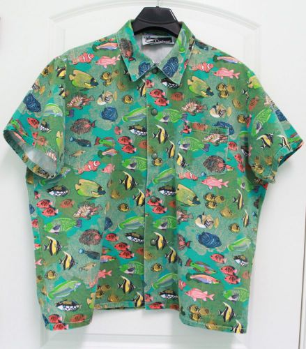 Chef Wear Men&#039;s Large Tropical Fish Print Short Sleeve Shirt, Chef Shirt, GUC