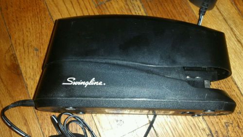 Swingline Electric Stapler Model 421xx BATTERY OPERATED-POWER CORD INCLUDED