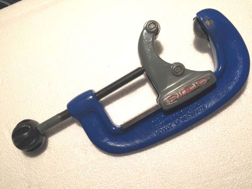 Ridgid Model No.40 Manual Action 2 to 4&#034; Pipe Tubing Cutter / Blue