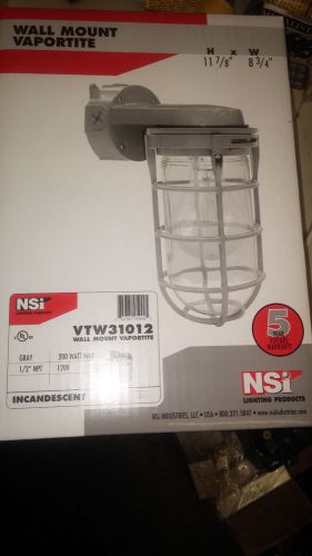 NSI LIGHTING VTW31012 NEW IN BOX WALL MOUNT VAPORTITE 300W INC SEE PICS #A68
