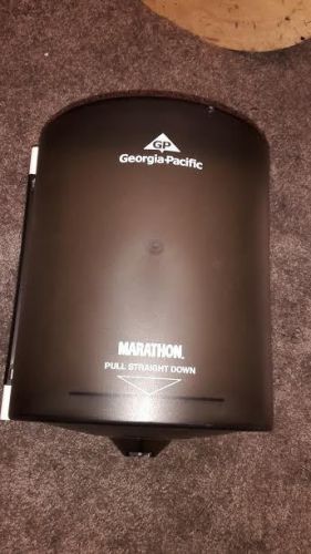 GP GEORGIA-PACIFIC MARATHON DISPENSING SYSTEM PAPER TOWEL HOLDER OFFICE
