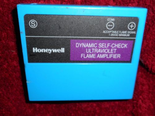 Honeywell Self-Check Ultraviolet Flame Amplifer R7861 A 1034