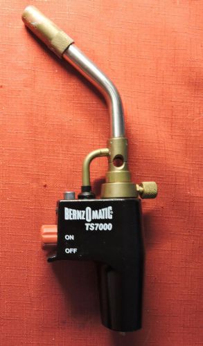 Bernzomatic TS7000 Propane Torch For Soldering and Brazing TESTED, WORKS GREAT