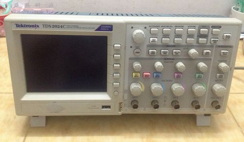 Tektronix TDS2024C 200 MHz, 2 GS/s, 4-Ch,