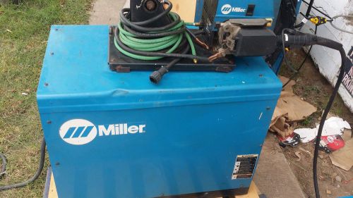 Excellent Miller Deltaweld 452 Package with 60 Series S-64 Wire Feeder and Leads