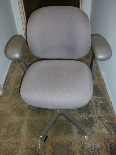 Herman Miller Executive Office Chair - Grey Patterned Fabric