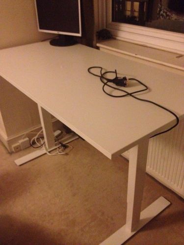 Electronic Adjustable Office Desk And Chair