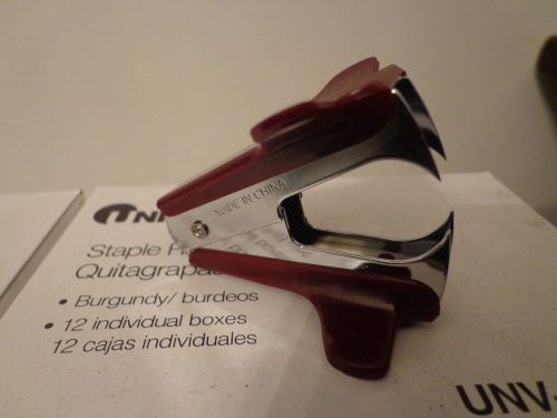 Universal Staple Removers UNV-00700 Burgundy - Box of 12