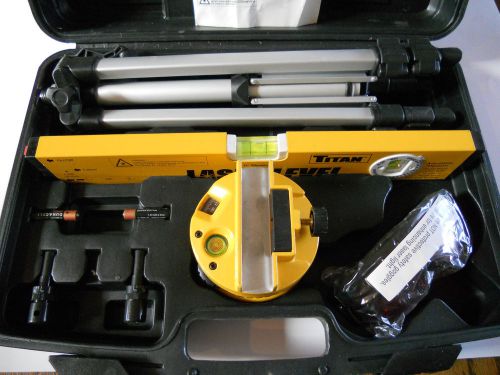 Titan 15000 laser level kit w/manual and carrying/storage case good cond, bin 03 for sale