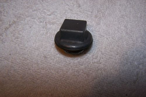 Antique Briggs and Stratton oil fill cap part# 290413 with 65534 gasket