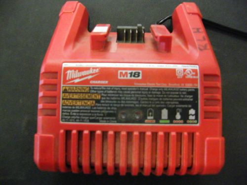 Milwaukee M18 Battery Charger for Milwaukee Cordless Tools