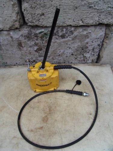 ENERPAC P-25 HYDRAULIC HAND PUMP 2500 PSI SINGLE ACTING W/ HOSE #1