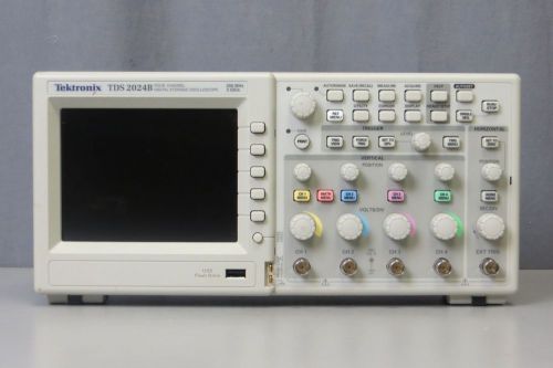 Tektronix TDS 2024B 200MHz 2GS/s 4-Ch Color Digital Oscilloscope - Parts/Repair