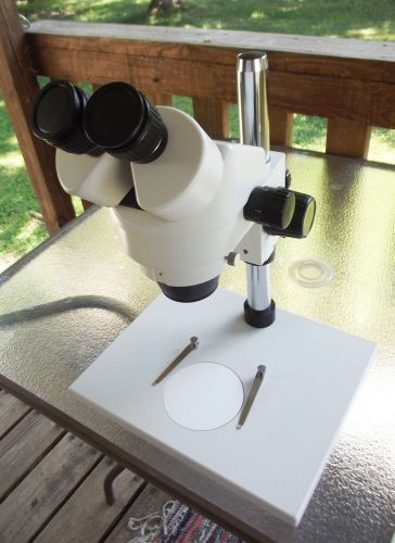 Binocular Stereo Microscope - SZM Series 0.7X-4.5X Zoom Objective, Pillar Stand