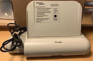 Swingline Model 525 Commercial Electric 3 Hole Punch 20 Sheets Excellent