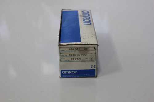 NEW OMRON PHOTOELECTRIC SWITCH E3X-A11 10-30VDC  (S14-1-37A)