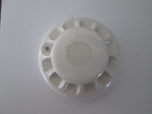 GRINNELL IONIZATION SMOKE DETECTOR 912I